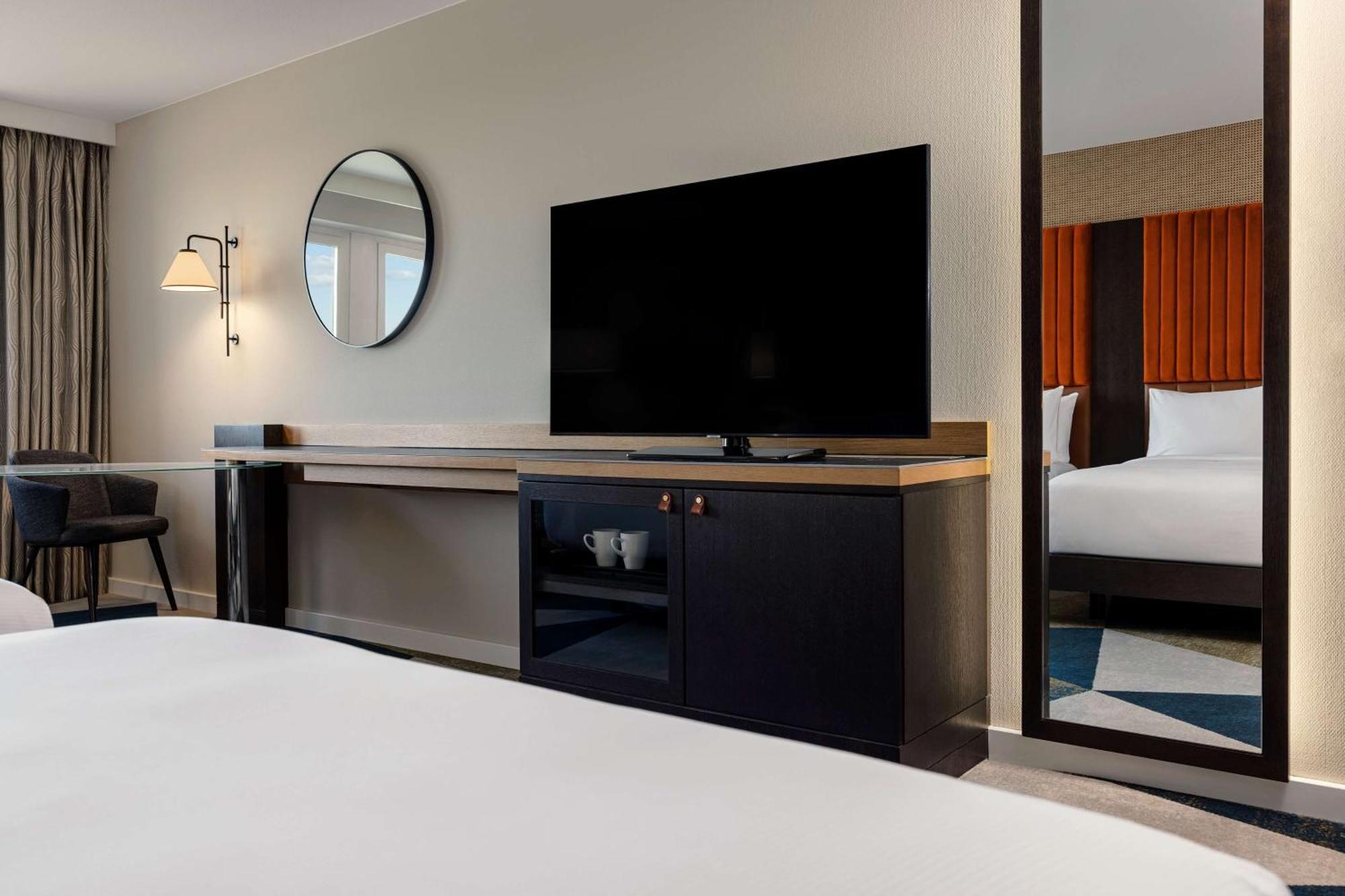 Hilton Vienna Waterfront Hotel Luaran gambar