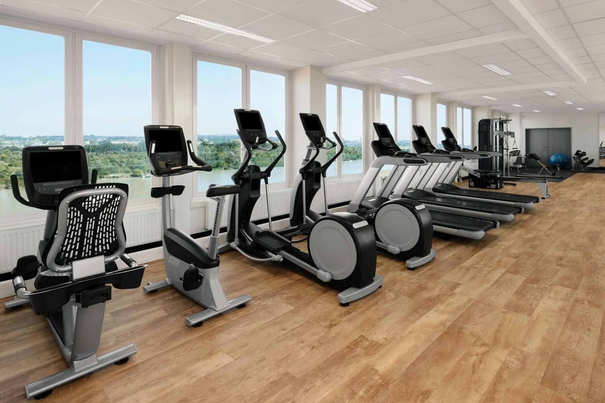 Hilton Vienna Waterfront Hotel Luaran gambar